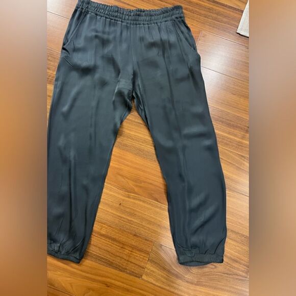 Sofia Collections satin joggers - Picture 3 of 11